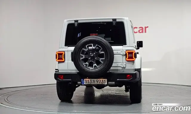 Jeep Wrangler 2024 2.0 автомат (гидро), миниатюра 4