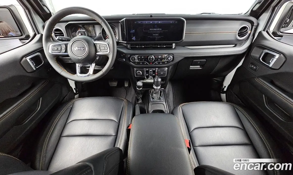 Jeep Wrangler 2024 2.0 автомат (гидро), фото 10
