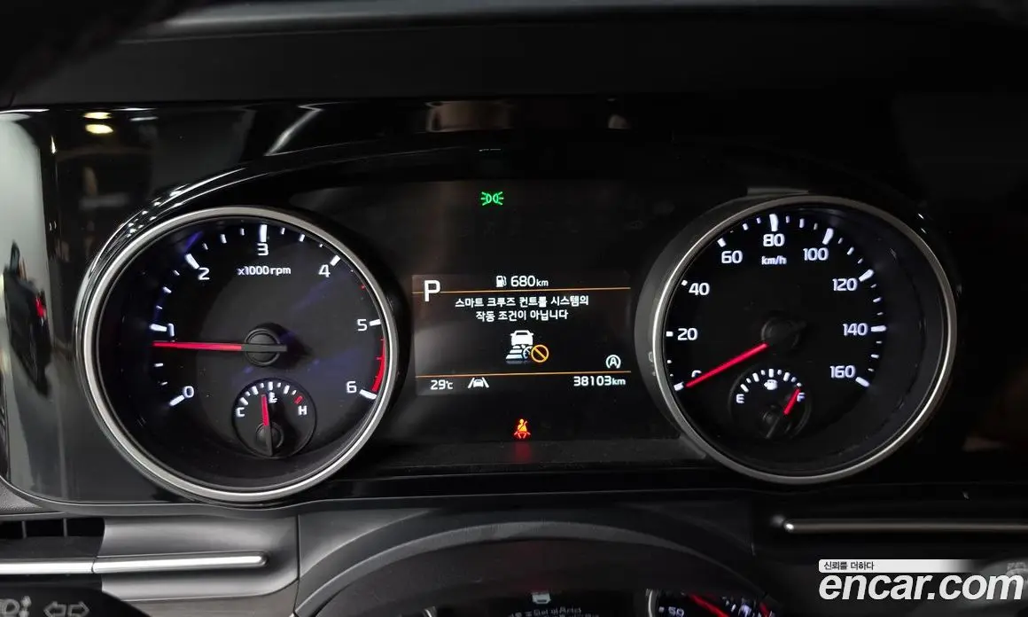 Kia Carnival 2021 2.2 автомат (гидро), фото 11