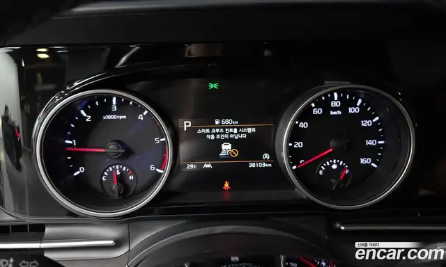 Kia Carnival 2021 2.2 автомат (гидро), миниатюра 11