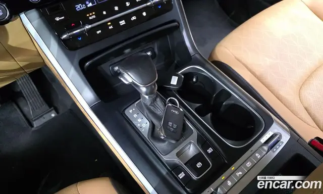 Kia Carnival 2021 2.2 автомат (гидро), миниатюра 12