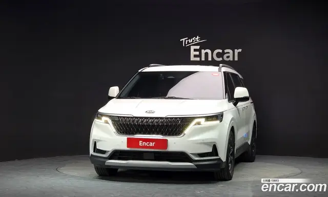 Kia Carnival 2021 2.2 автомат (гидро), миниатюра 3
