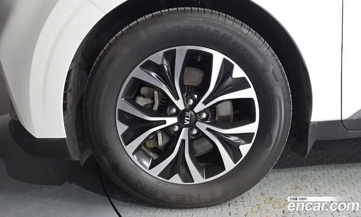 Kia Carnival 2021 2.2 автомат (гидро), фото 5