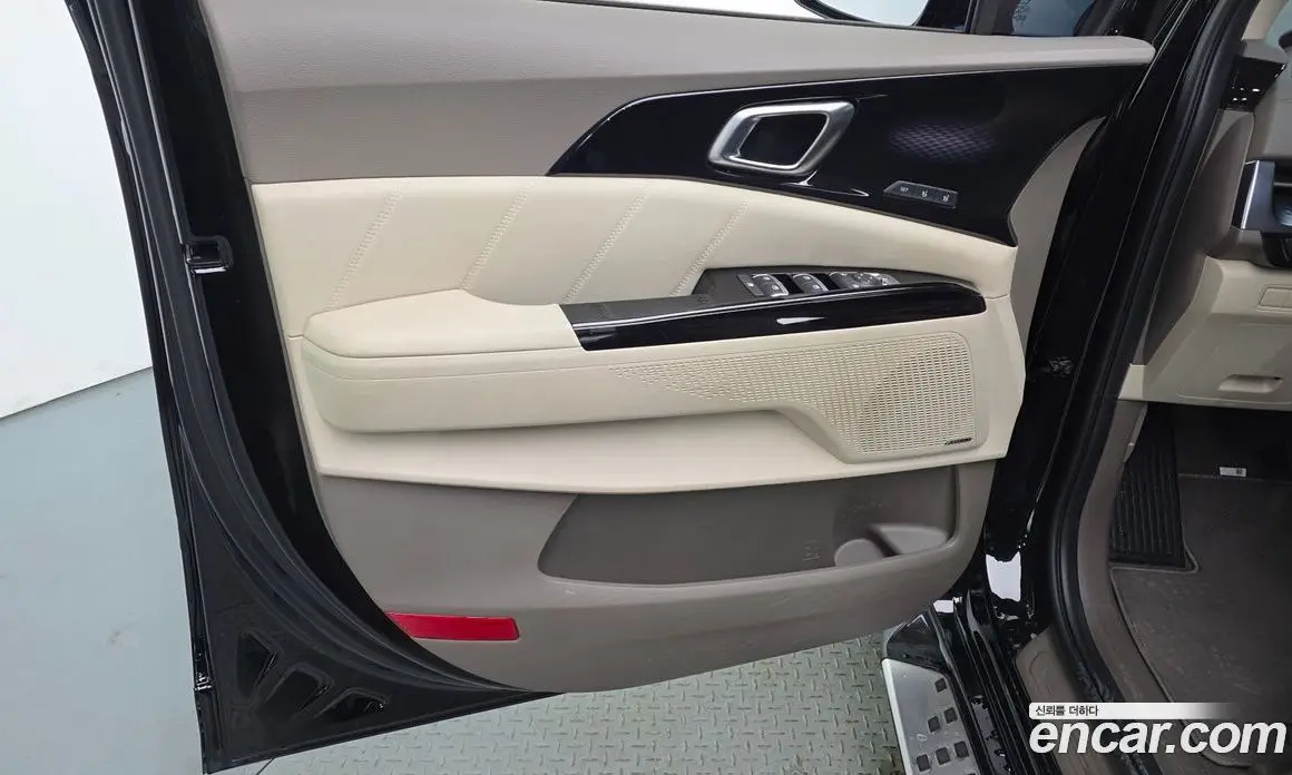 Kia Carnival 2021 3.5 автомат (гидро), фото 15