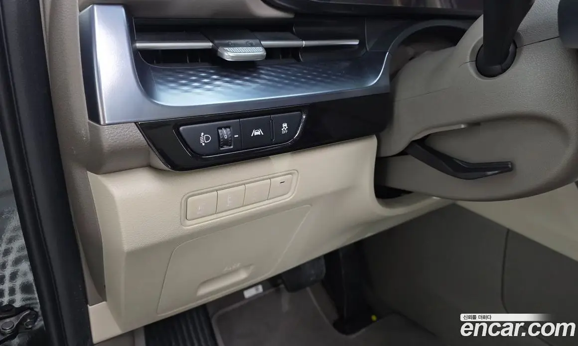 Kia Carnival 2021 3.5 автомат (гидро), фото 28