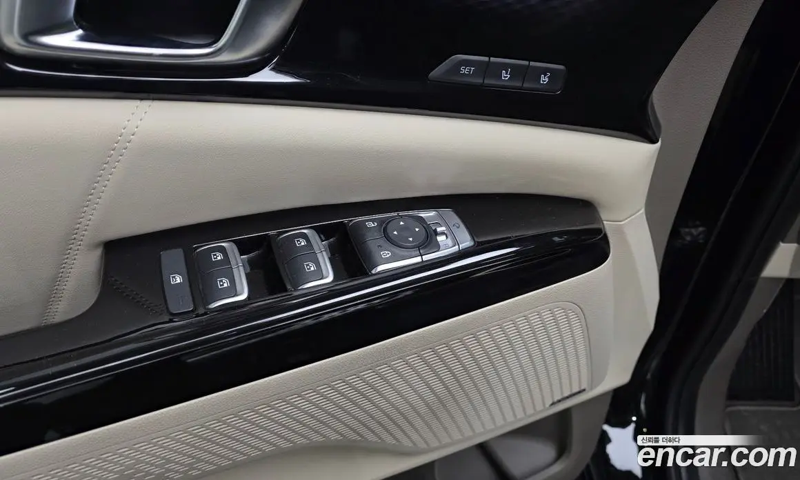 Kia Carnival 2021 3.5 автомат (гидро), фото 36