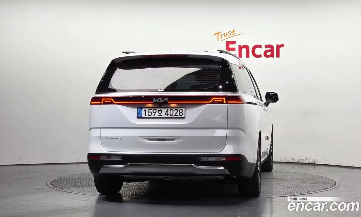 Kia Carnival 2022 3.5 автомат (гидро), фото 4