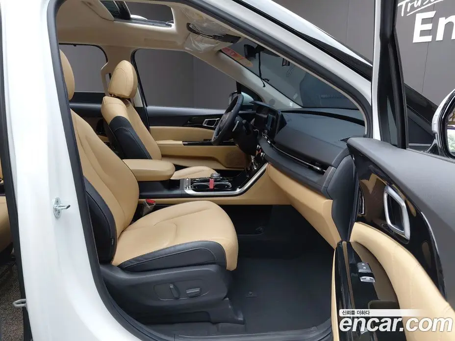 Kia Carnival 2022 3.5 автомат (гидро), фото 16