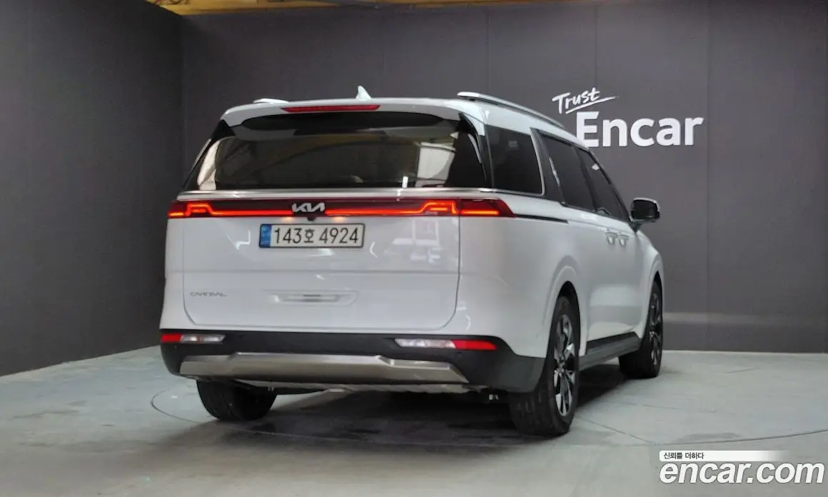 Kia Carnival 2022 3.5 автомат (гидро), фото 4