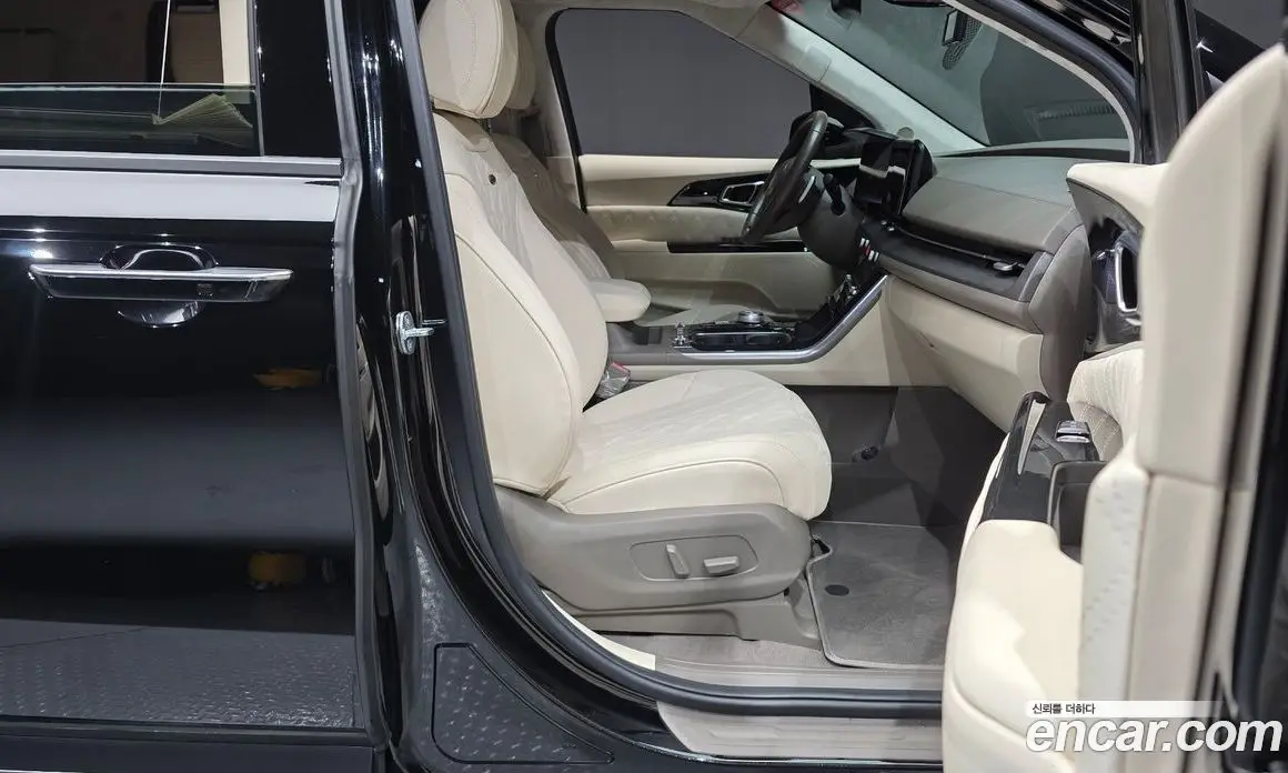 Kia Carnival 2023 3.5 автомат (гидро), фото 16