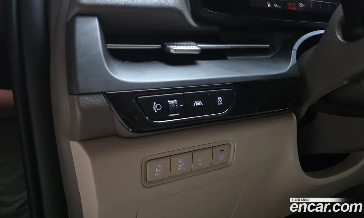 Kia Carnival 2023 3.5 автомат (гидро), фото 27