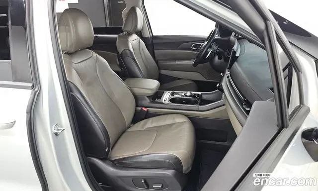 Kia Carnival 2024 1.6 автомат (гидро), миниатюра 11