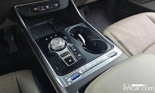 Kia Carnival 2024 1.6 автомат (гидро), миниатюра 9