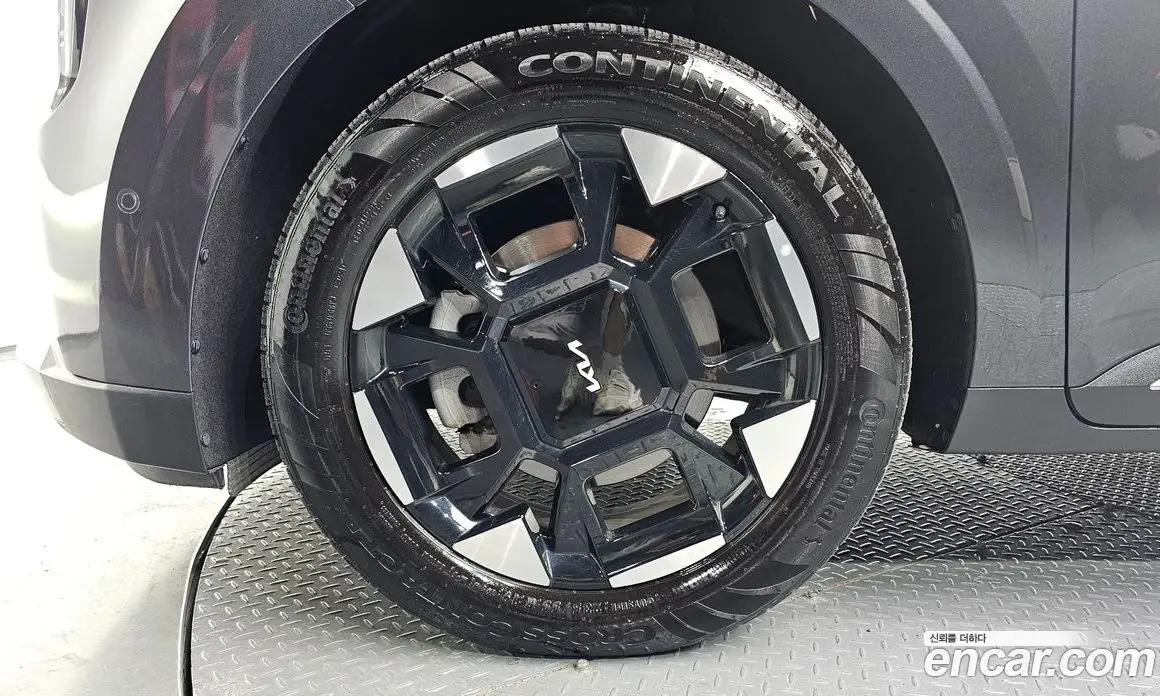 Kia Carnival 2024 1.6 автомат (гидро), фото 4