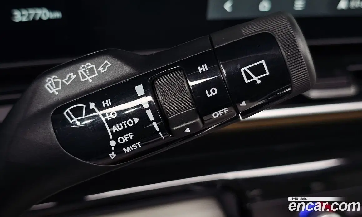 Kia Carnival 2024 1.6 автомат (гидро), фото 32