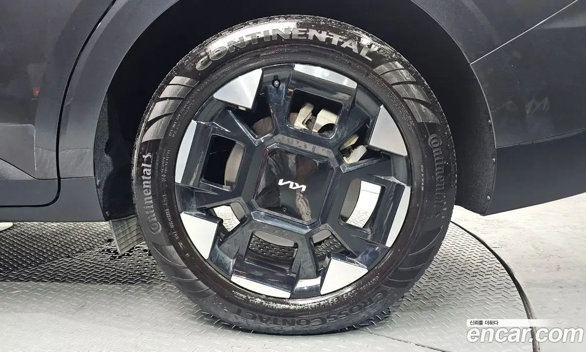 Kia Carnival 2024 1.6 автомат (гидро), фото 6