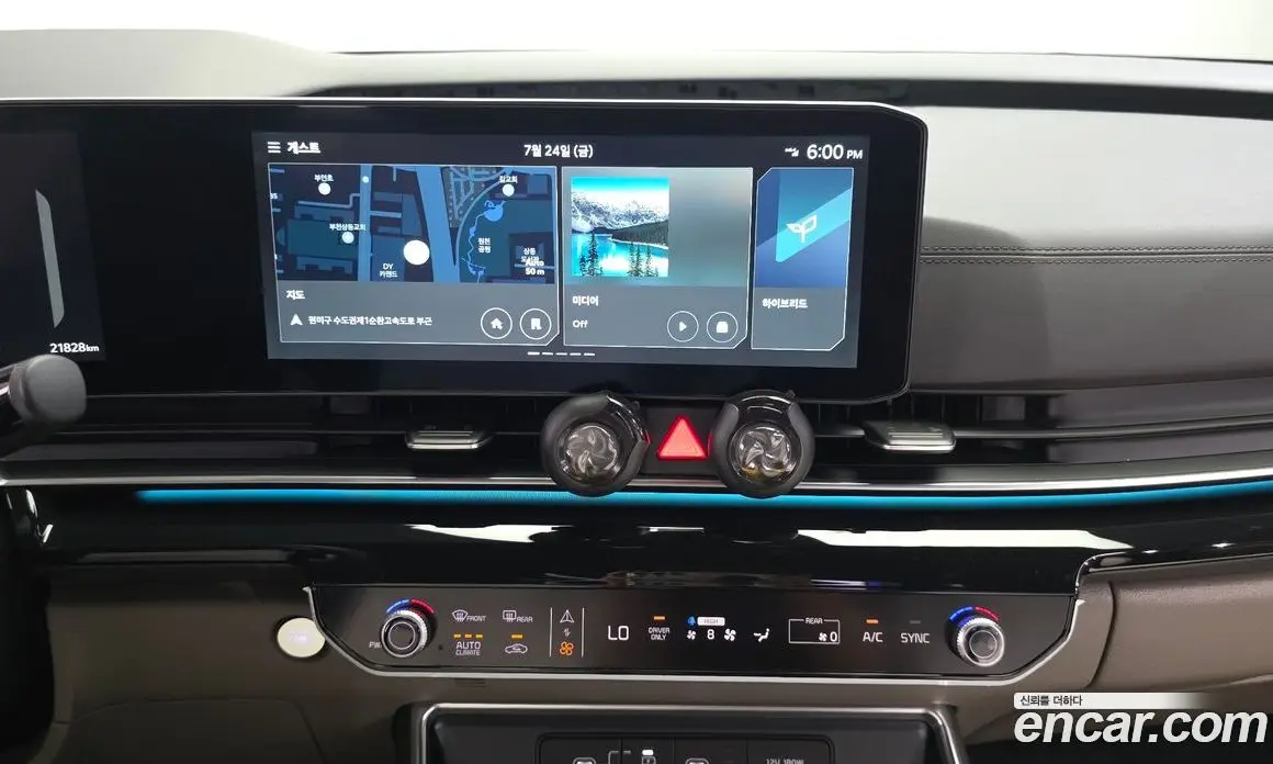 Kia Carnival 2025 1.6 автомат (гидро), фото 21