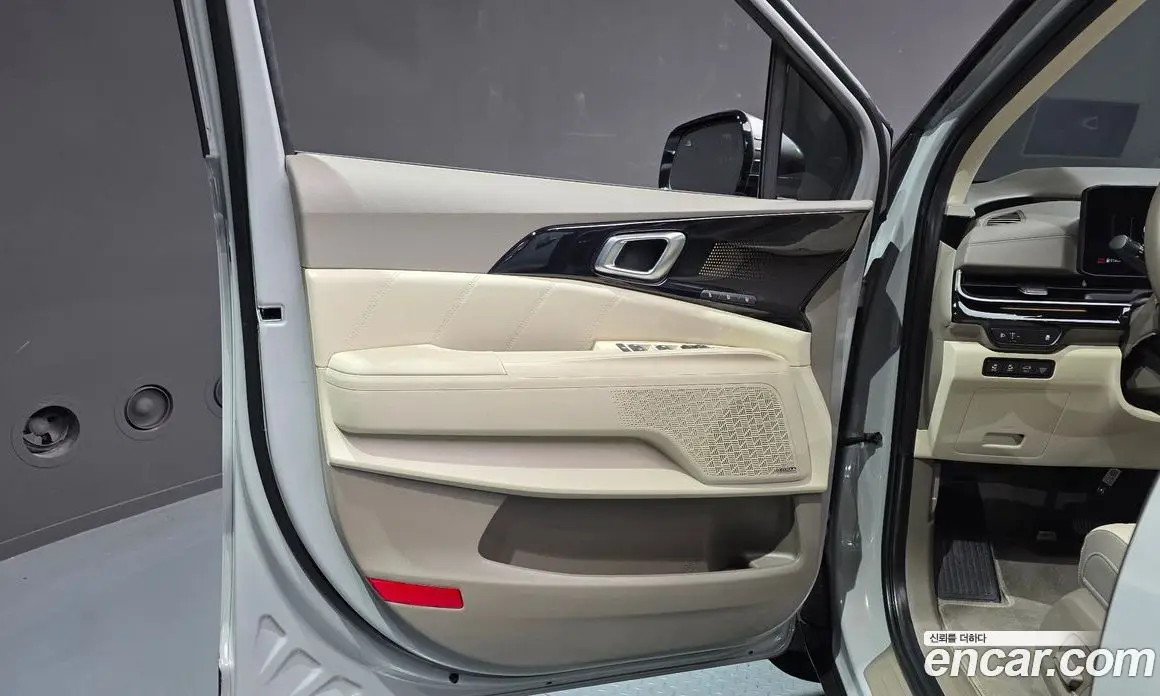 Kia Carnival 2025 2.2 автомат (гидро), фото 14