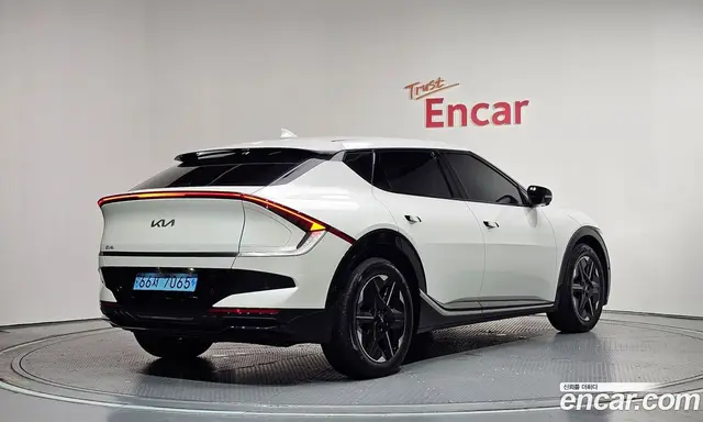 Kia EV6 2025 0.1 автомат (гидро), миниатюра 2
