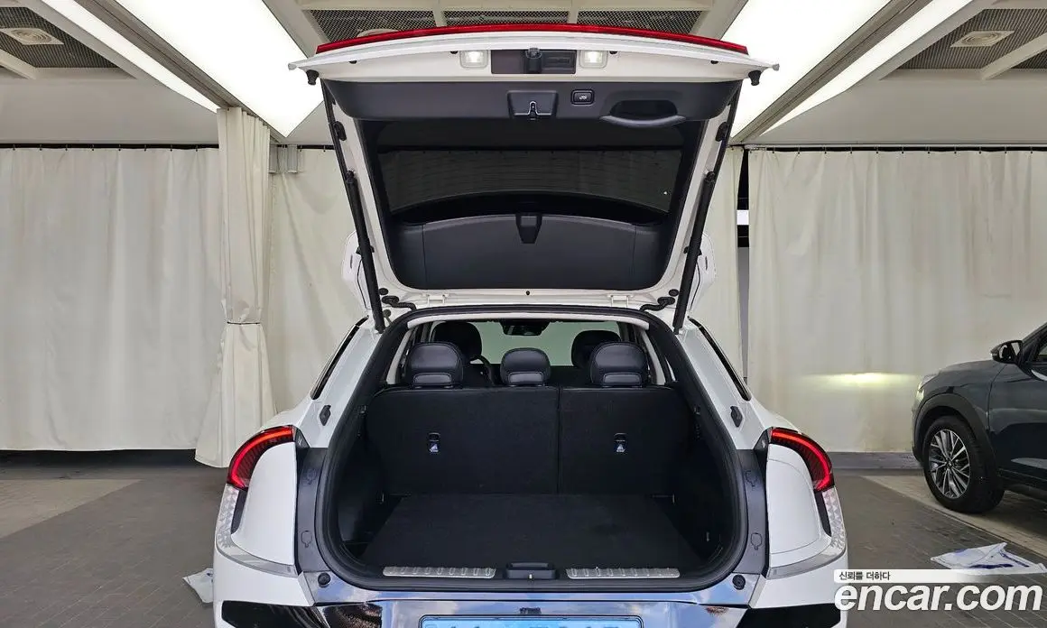 Kia EV6 2025 0.1 автомат (гидро), фото 26