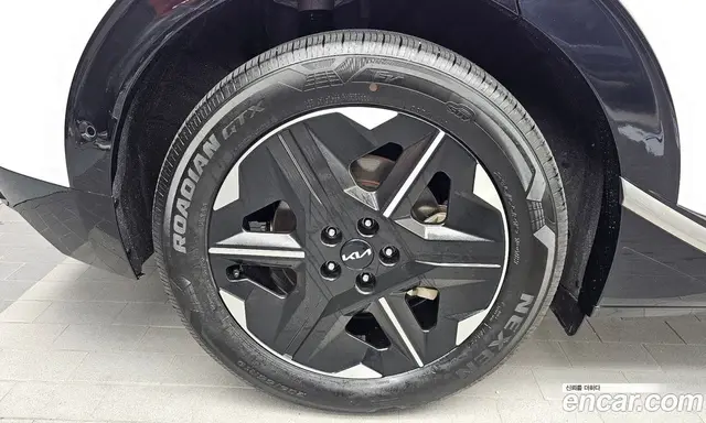Kia EV6 2025 0.1 автомат (гидро), миниатюра 5
