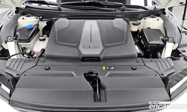 Kia EV6 2025 0.1 автомат (гидро), миниатюра 6