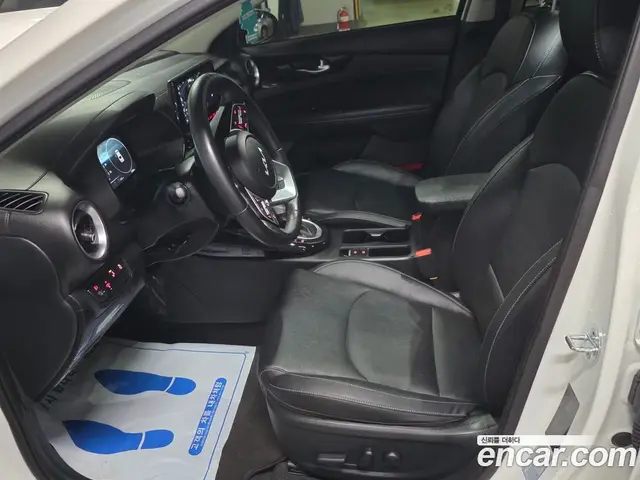 Kia K3 2022 1.6 автомат (гидро), миниатюра 10