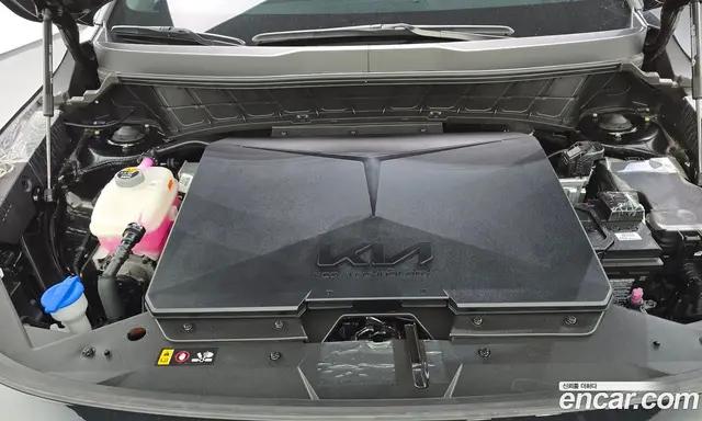 Kia Niro 2023 0.2 автомат (гидро), миниатюра 6