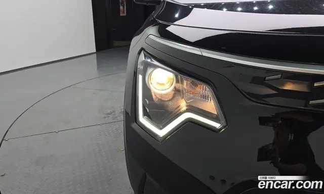 Kia Niro 2023 0.2 автомат (гидро), миниатюра 8