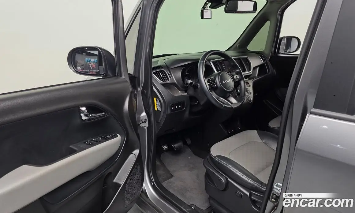 Kia Ray 2022 1.0 автомат (гидро), фото 13