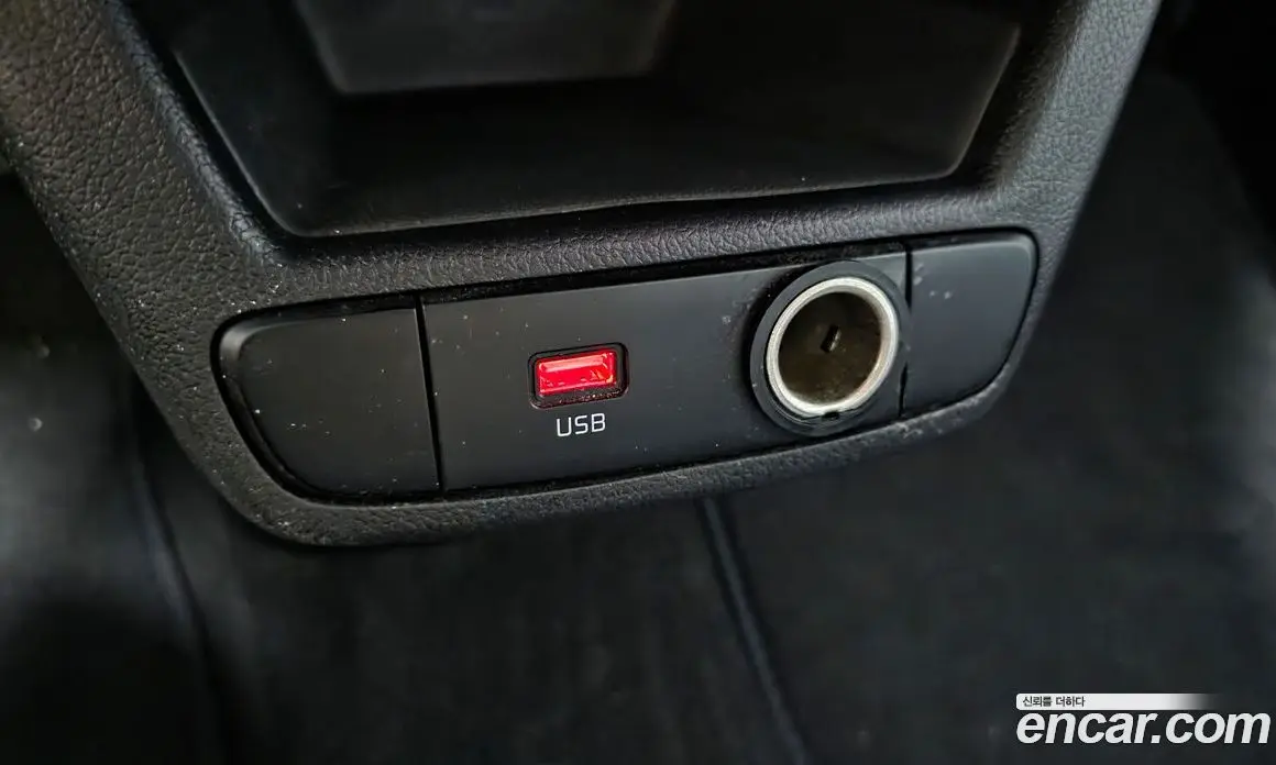 Kia Ray 2022 1.0 автомат (гидро), фото 30