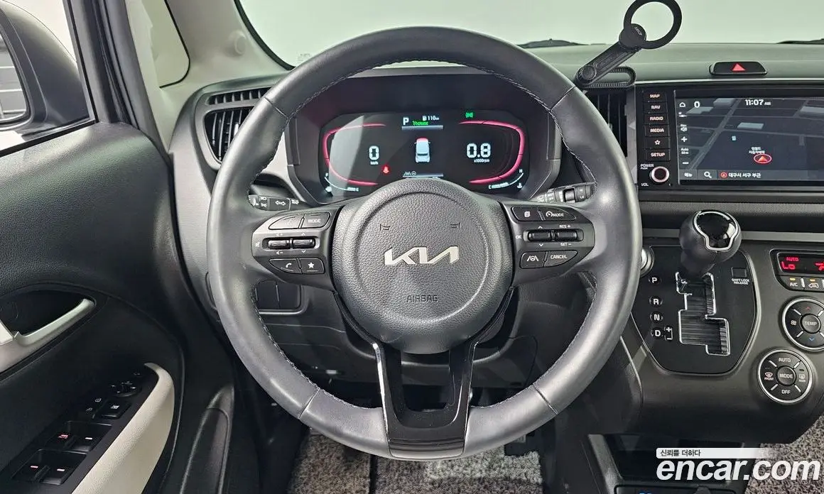 Kia Ray 2023 1.0 автомат (гидро), фото 13