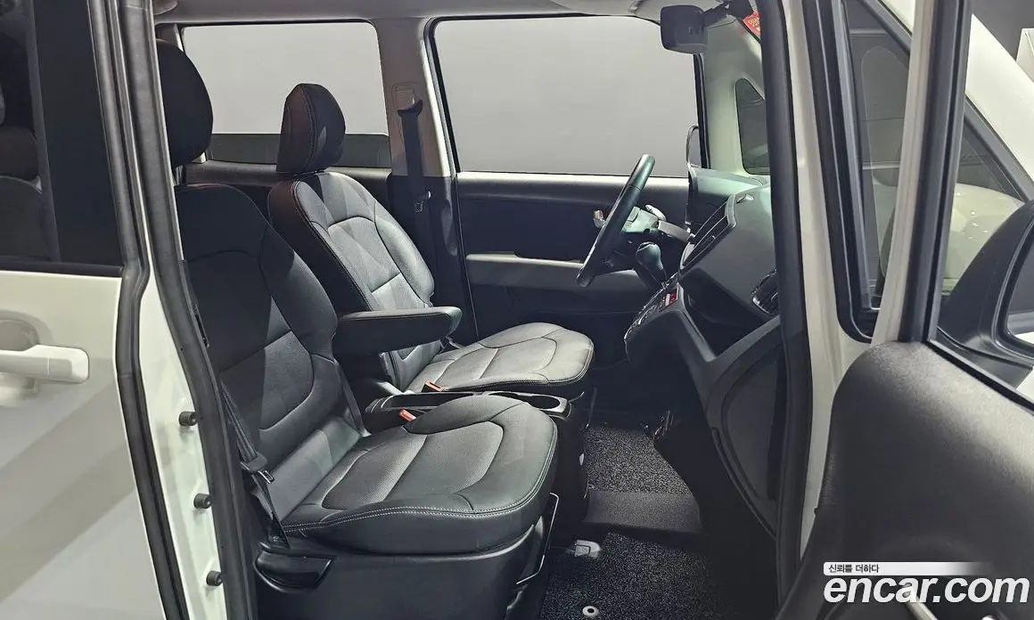Kia Ray 2024 1.0 автомат (гидро), фото 16