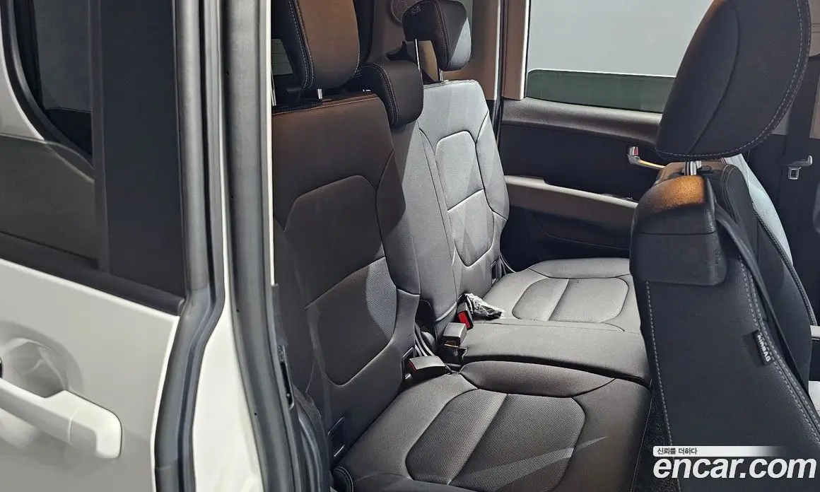 Kia Ray 2024 1.0 автомат (гидро), фото 17