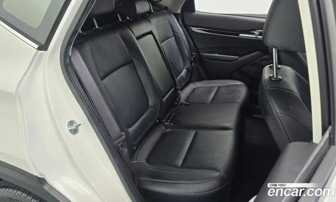 Kia Seltos 2020 1.6 автомат (гидро), фото 17