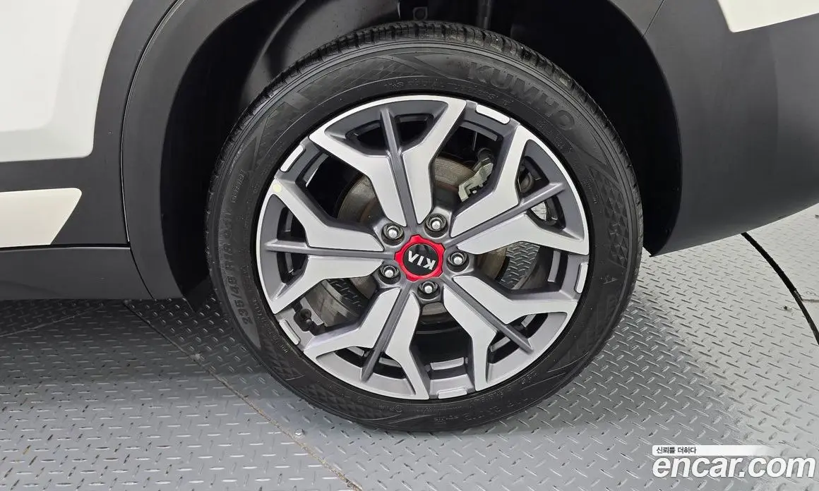 Kia Seltos 2020 1.6 автомат (гидро), фото 7