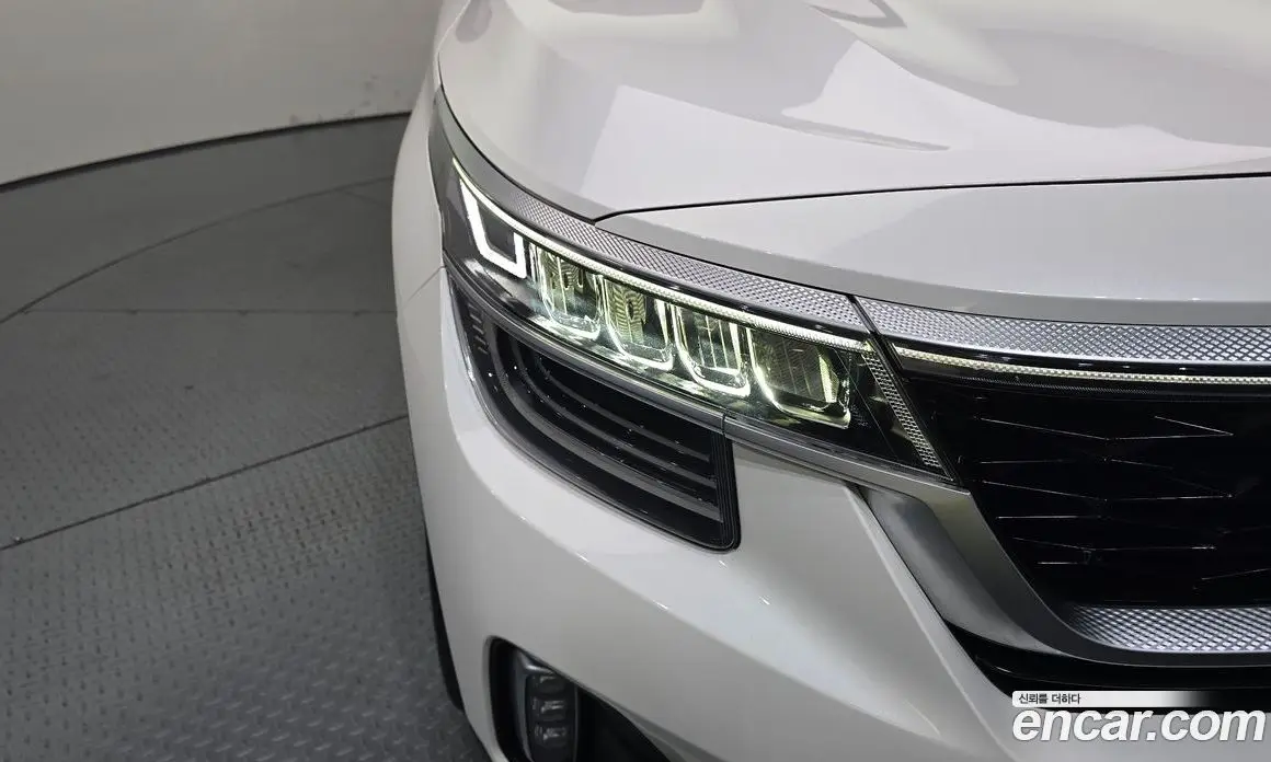 Kia Seltos 2020 1.6 автомат (гидро), фото 8