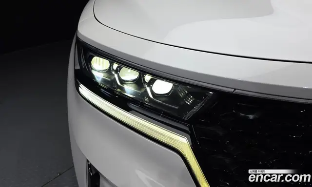 Kia Sorento 2022 2.2 автомат (гидро), миниатюра 8