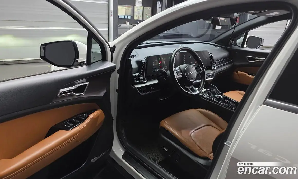 Kia Sportage 2023 1.6 автомат (гидро), фото 13