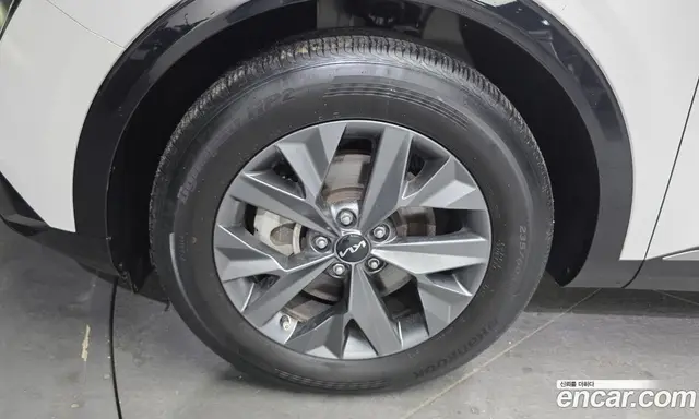 Kia Sportage 2023 1.6 автомат (гидро), миниатюра 5