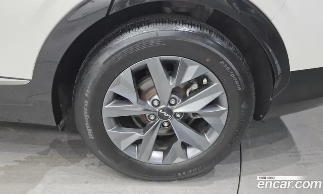 Kia Sportage 2023 1.6 автомат (гидро), миниатюра 7