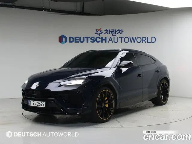 Lamborghini Urus, 2023, 16 092 км