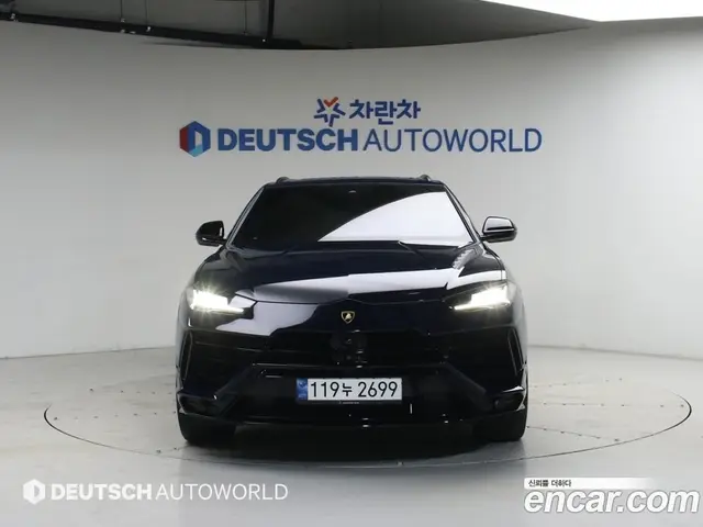 Lamborghini Urus 2023 4.0 автомат (гидро), миниатюра 3