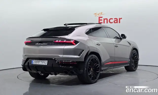 Lamborghini Urus 2025 4.0 автомат (гидро), миниатюра 2
