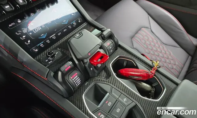 Lamborghini Urus 2025 4.0 автомат (гидро), миниатюра 12