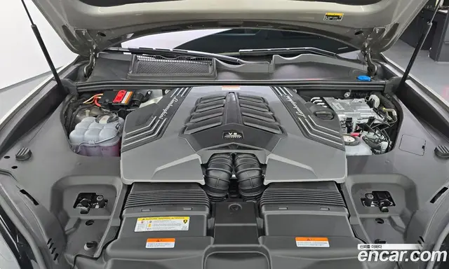Lamborghini Urus 2025 4.0 автомат (гидро), миниатюра 6