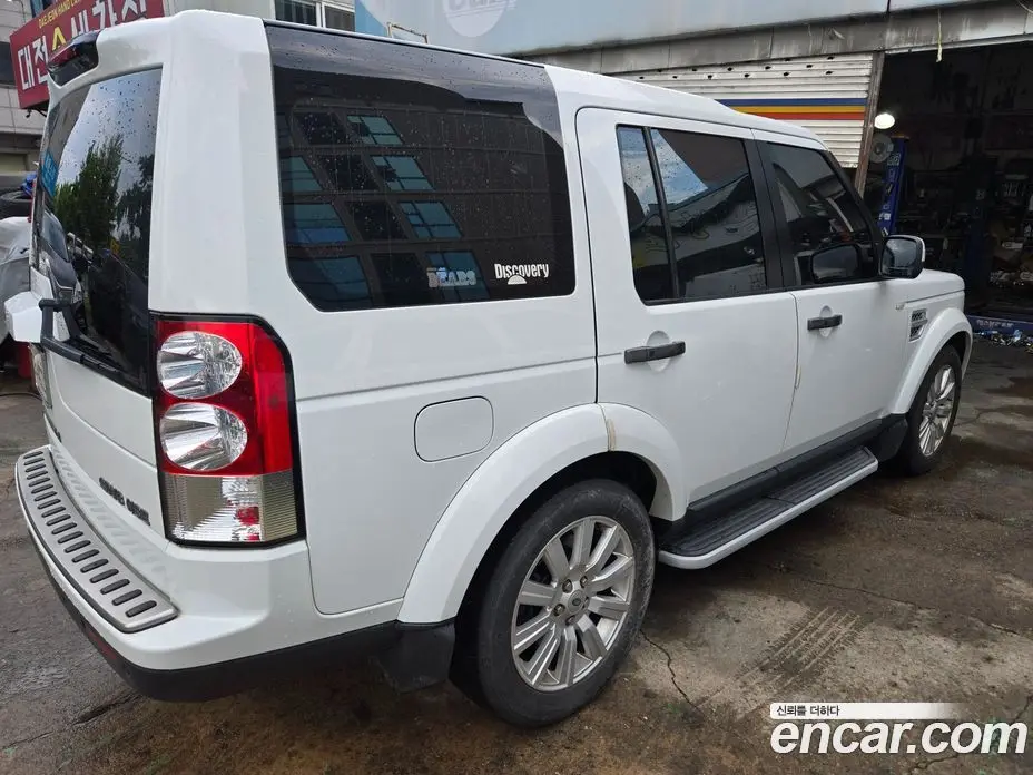Land Rover Discovery 2012 3.0 автомат (гидро), фото 3