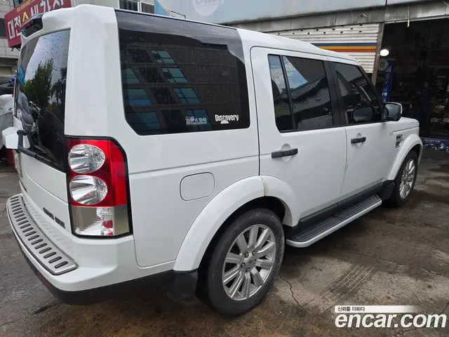 Land Rover Discovery 2012 3.0 автомат (гидро), миниатюра 3
