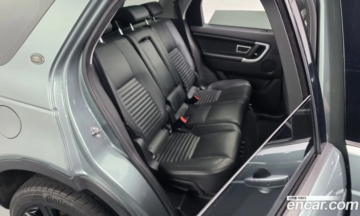 Land Rover Discovery Sport 2017 2.0 автомат (гидро), фото 16