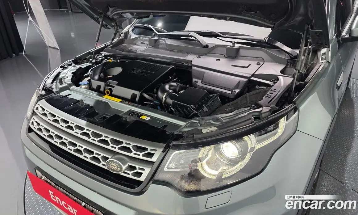 Land Rover Discovery Sport 2017 2.0 автомат (гидро), фото 5